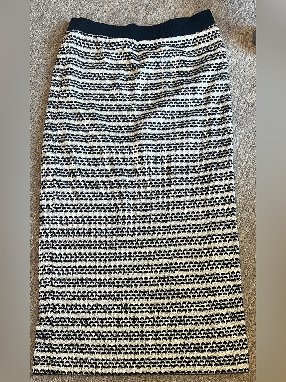 Zara Black and White Striped Textured Pencil Skirt M. 2410/bb11-1